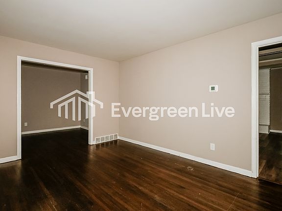 2nd image of 3285 Canyon Rd