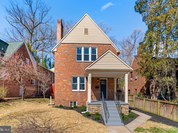 7422 Piney Branch Rd, Takoma Park, MD 20912