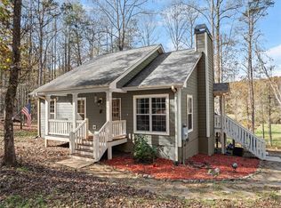 629 Crane Trl, Cleveland, GA 30528