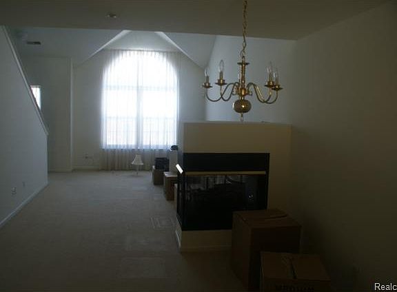 3rd image of 3284 Newbury Pl #1