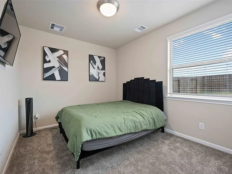 2539 Terrace Point Dr — Photo 21