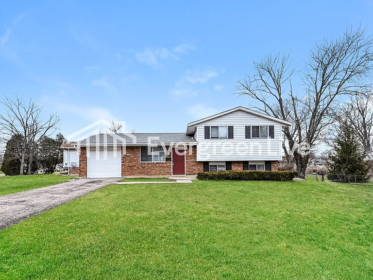 10226 Storm Dr — Photo 1