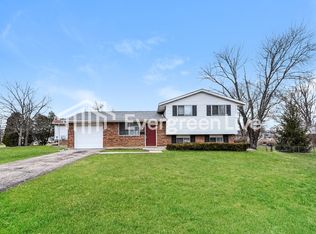 10226 Storm Dr, Cincinnati, OH 45251
