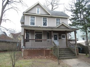 42 Daytona St, Springfield, MA 01108