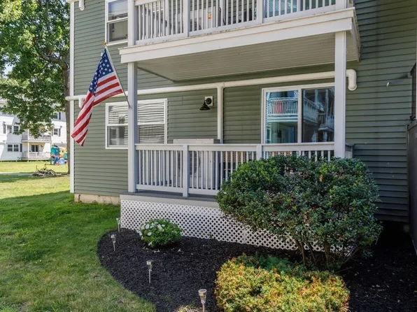 20 Abbey Rd APT 101, Leominster, MA 01453