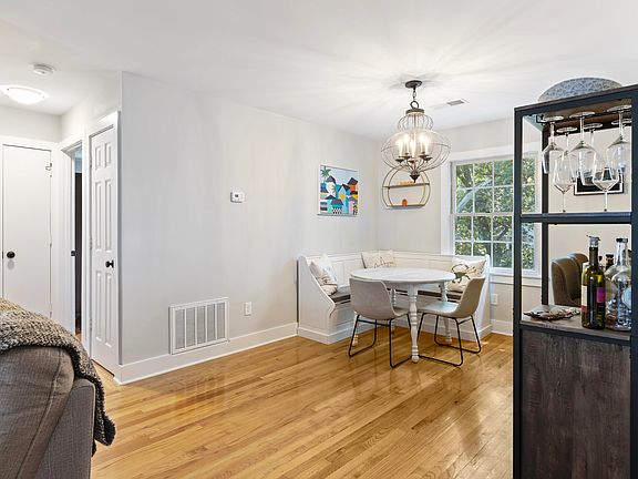 4th image of 204 San Souci St APT 2C