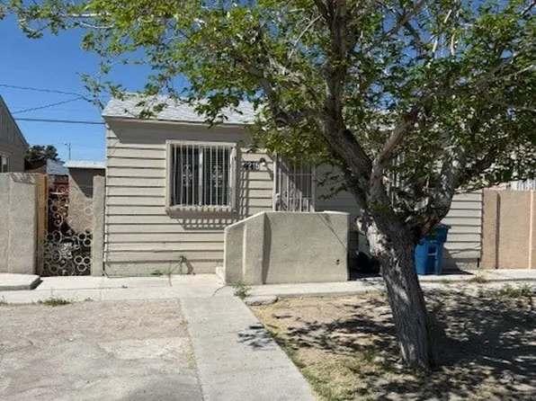2215 Daley St, North Las Vegas, NV 89030