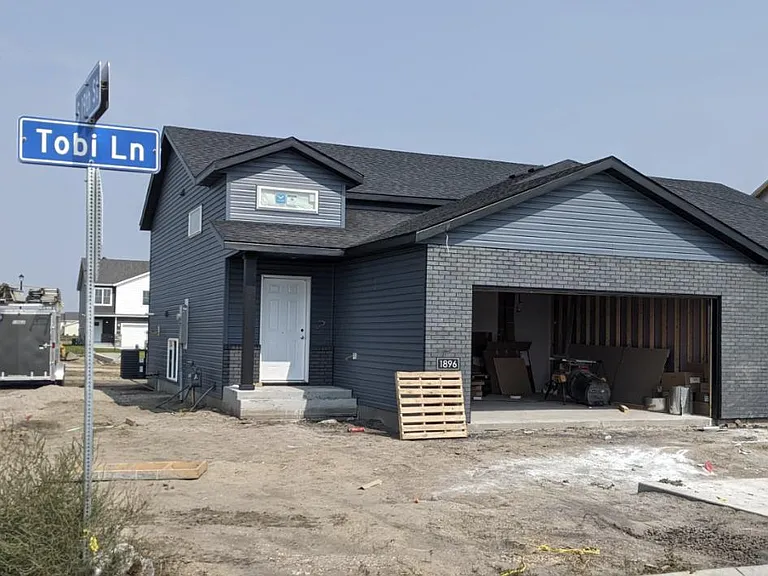 1896 Tobi Ln — Photo 10