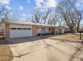 610 2nd Ave SW, Independence, IA 50644