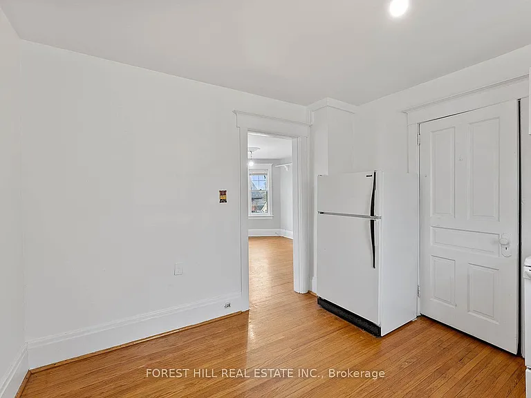 36 Arnold Cres #UPPER — Photo 16