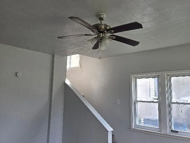 2502 Main St — Photo 6
