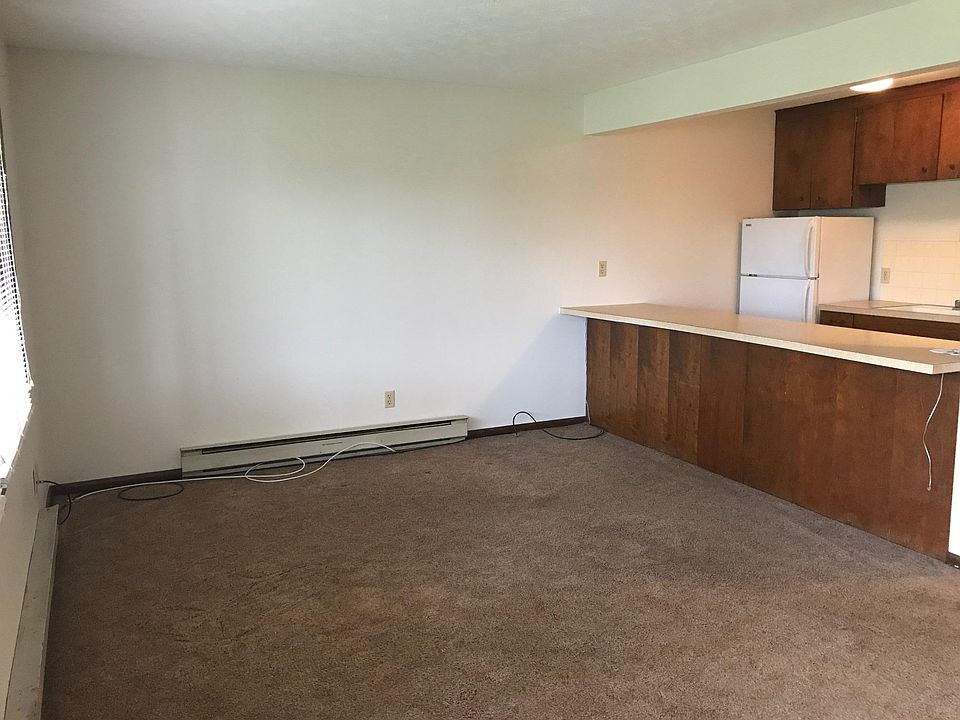 1st image of 1275 Fairlawn St APT 3