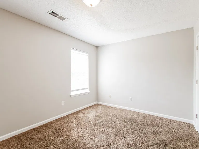 9793 Dogwood Ct E — Photo 15