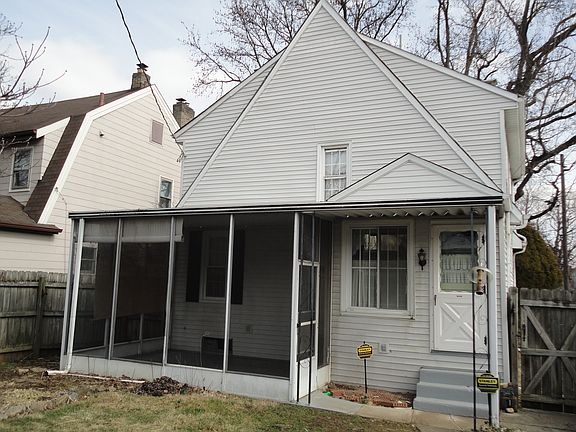 3rd image of 1205 N Parkway Ave