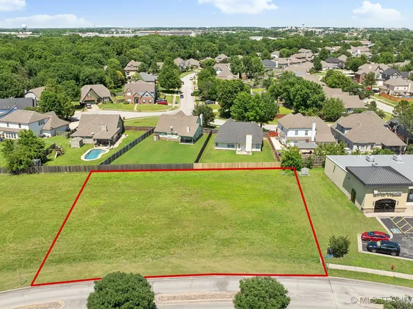 3200 W Lansing St, Broken Arrow, OK 74012