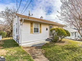 613 64th Pl, Capitol Heights, MD 20743