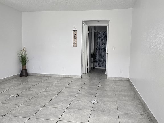 3rd image of 8545 Cedros Ave #117