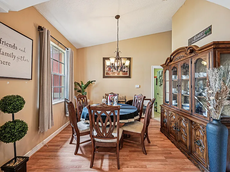 3044 SW Savona Blvd — Photo 15