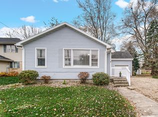 2612 Hart Rd, Highland, IN 46322