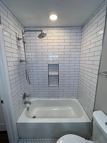 1900 Richard Jones Rd #T4 — Photo 10