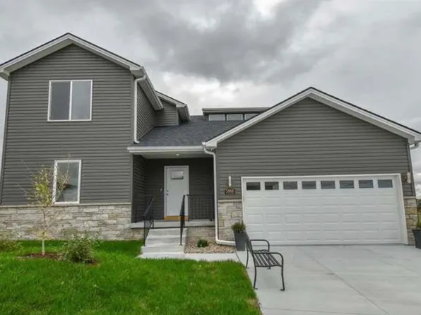 5866 S 94th St, Lincoln, NE 68526