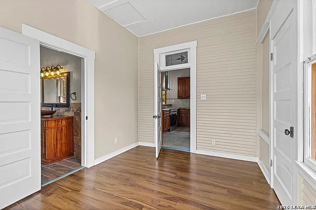 235 Cornell Ave — Photo 21
