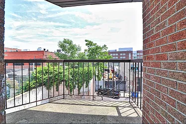 Rented by Safdie Realty Group