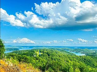 12133 E Airport Dr, Garfield, AR 72732