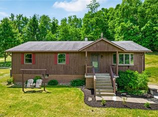 67049 Henderson Rd, Saint Clairsville, OH 43950