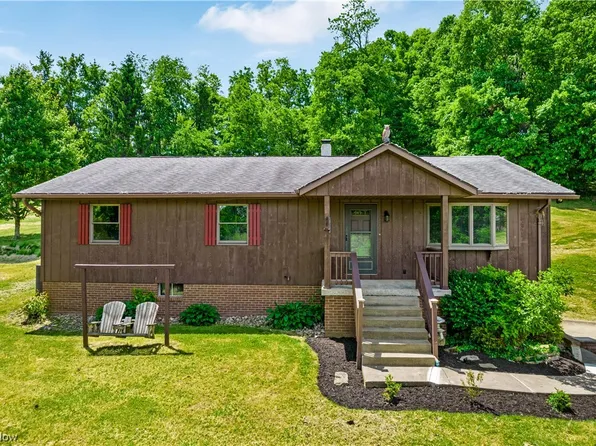 67049 Henderson Rd, Saint Clairsville, OH 43950