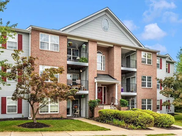 3815 Sunnyfield Ct APT 2B, Hampstead, MD 21074