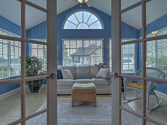 5th image of 3906 Sky Vista Ct #3906