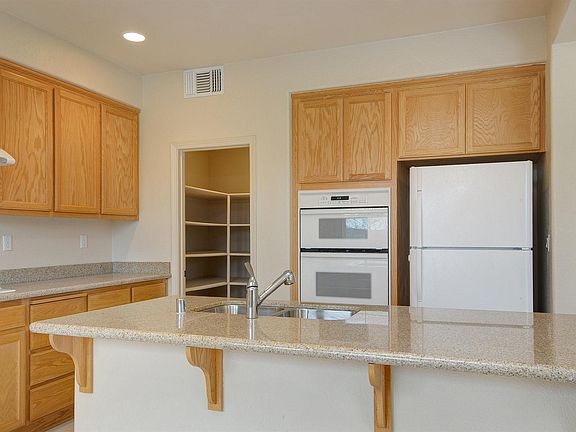 4th image of 1386 Trailside Ct