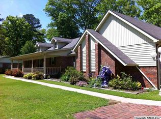 106 Ilene St, Rainbow City, AL 35906