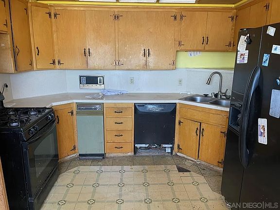 5th image of 8118 Sterling Dr