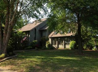 4588 Pottertown Rd, Murray, KY 42071