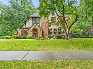 1 W Meyer Blvd, Kansas City, MO 64113