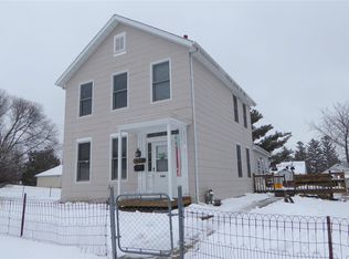 2810 Muscatine St, Dubuque, IA 52001