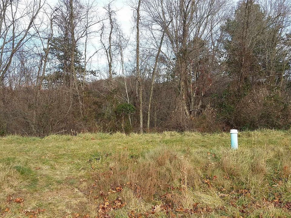 1st image of 80 Florence Dr