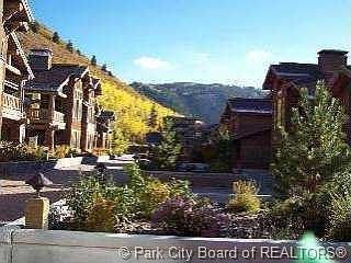 4th image of 2900 E Deer Valley Dr #3303/3305