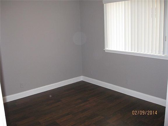 5th image of 11379 Lakeview Dr