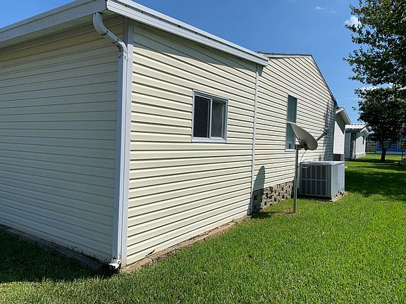 4th image of 1000 Walker St Lot 5