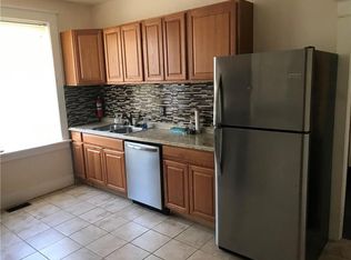 216 Sarah St APT 1, Mc Kees Rocks, PA 15136