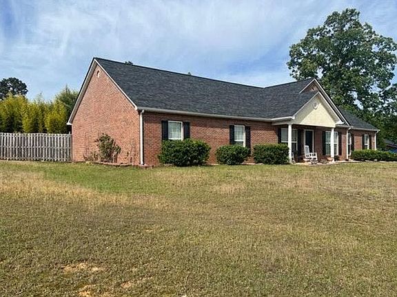 2nd image of 701 Porter Ln