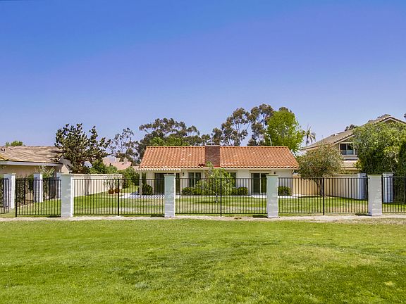 5th image of 563 San Mario Dr