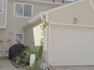 446 Meadow Green Ln, Round Lake Beach, IL