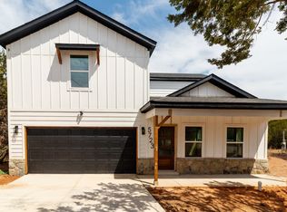 5723 Lone Star Cir, Granbury, TX 76048