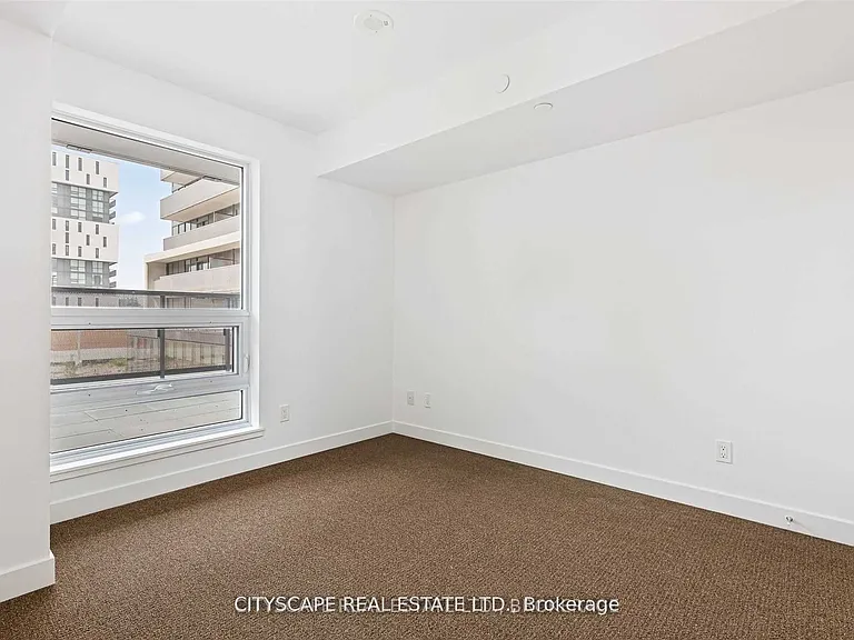 120 Varna Dr #425 — Photo 10