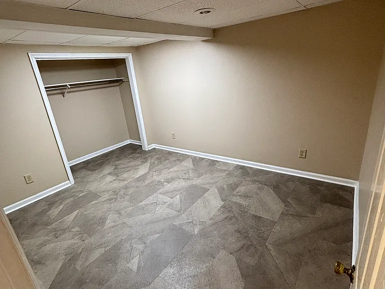 146 S Jackson St #7 — Photo 5