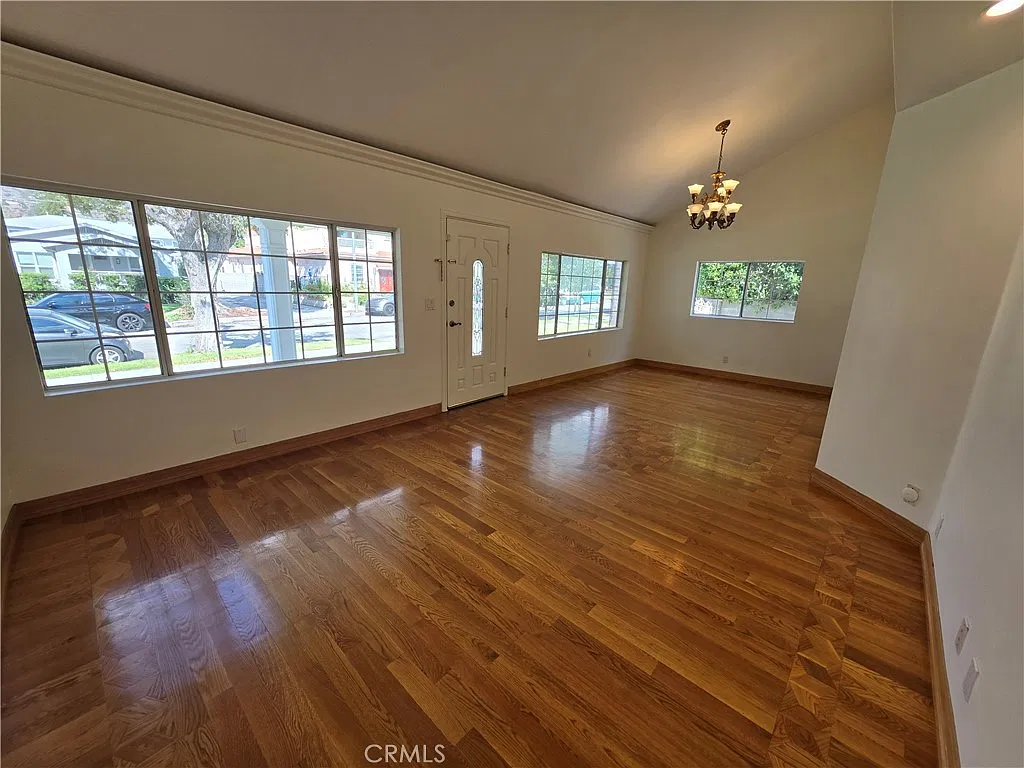3 bed, 1470 sqft, $5,295 — Photo 4